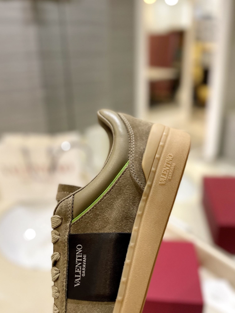 Valentino Sneakers